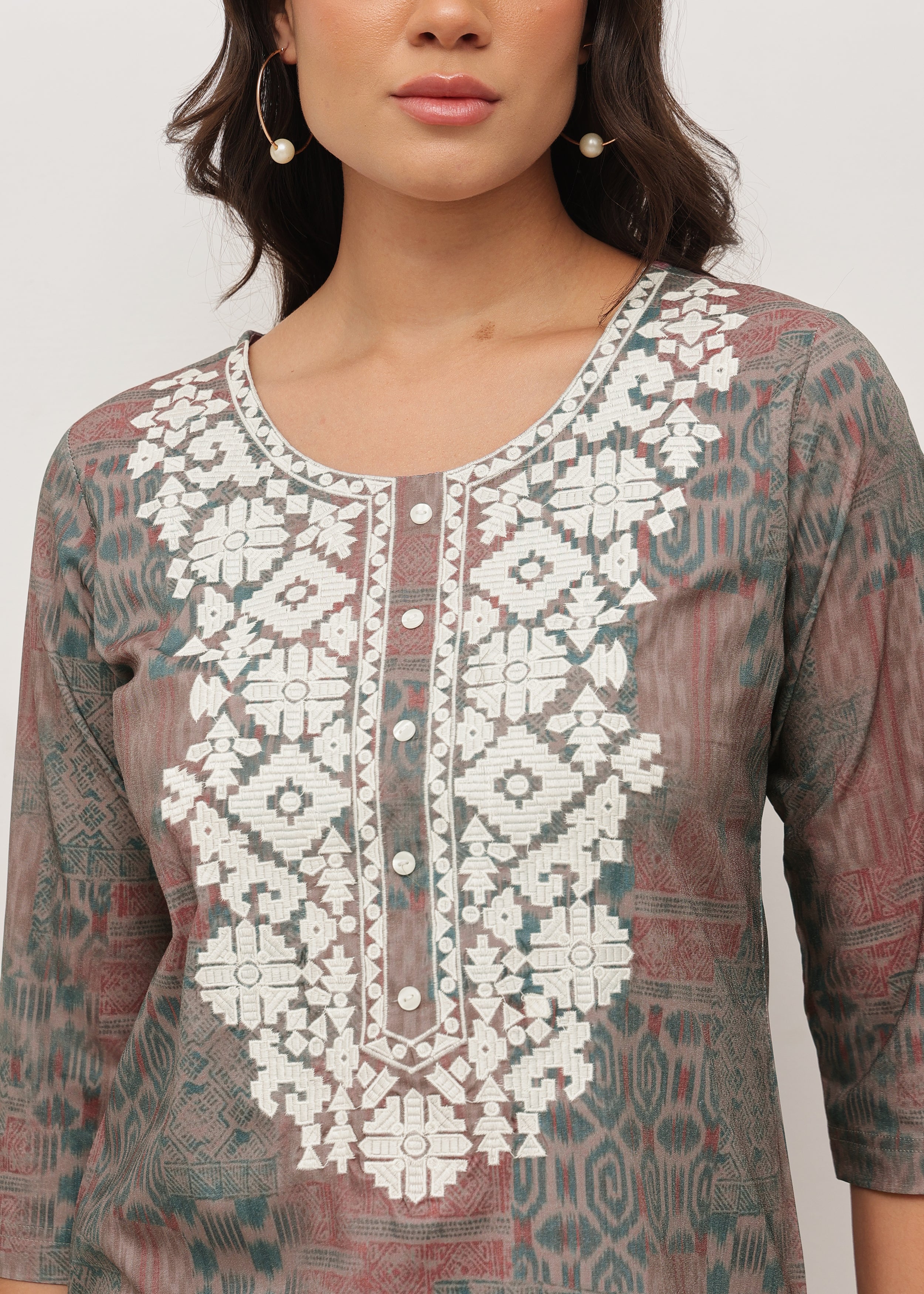 MOSAIC THREADS - STRETCHABLE KURTI
