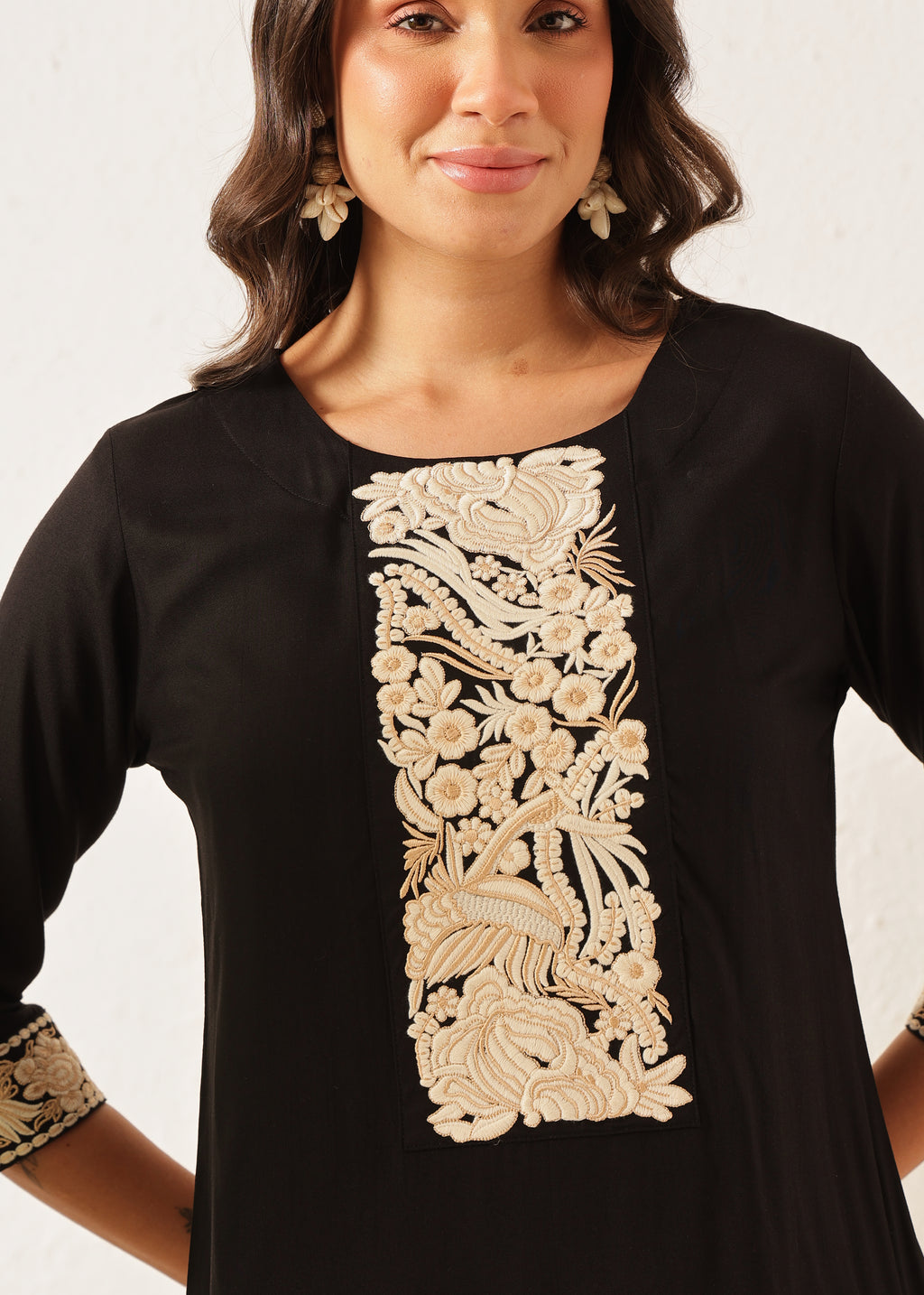 LILY - BLACK