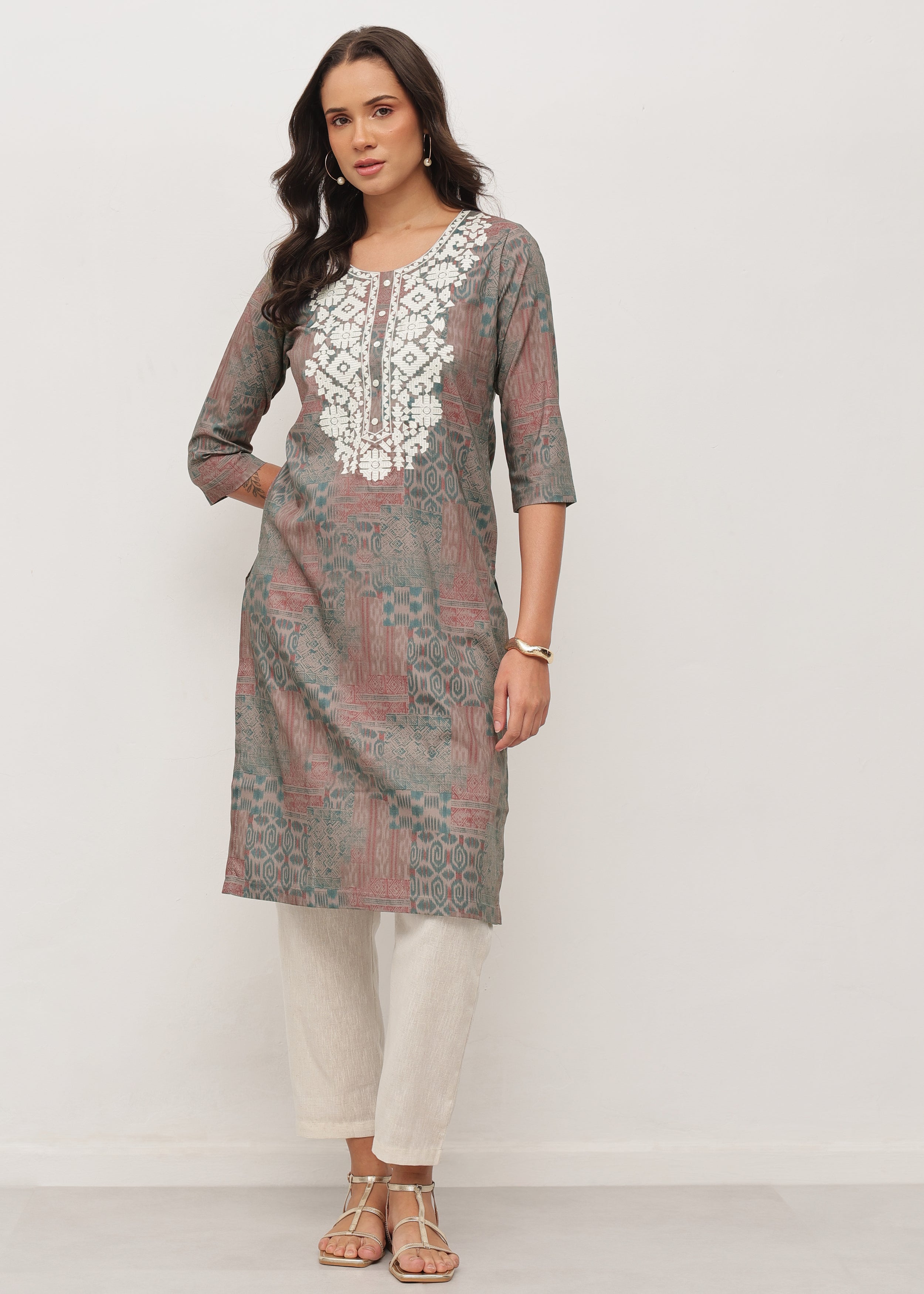 MOSAIC THREADS - STRETCHABLE KURTI
