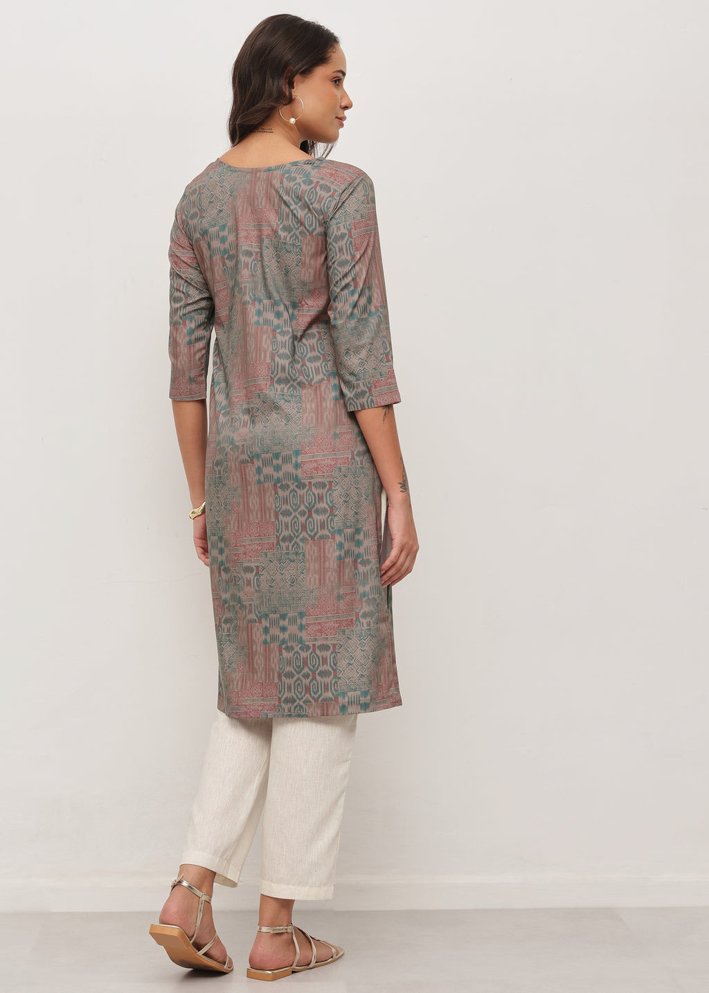 MOSAIC THREADS - STRETCHABLE KURTI