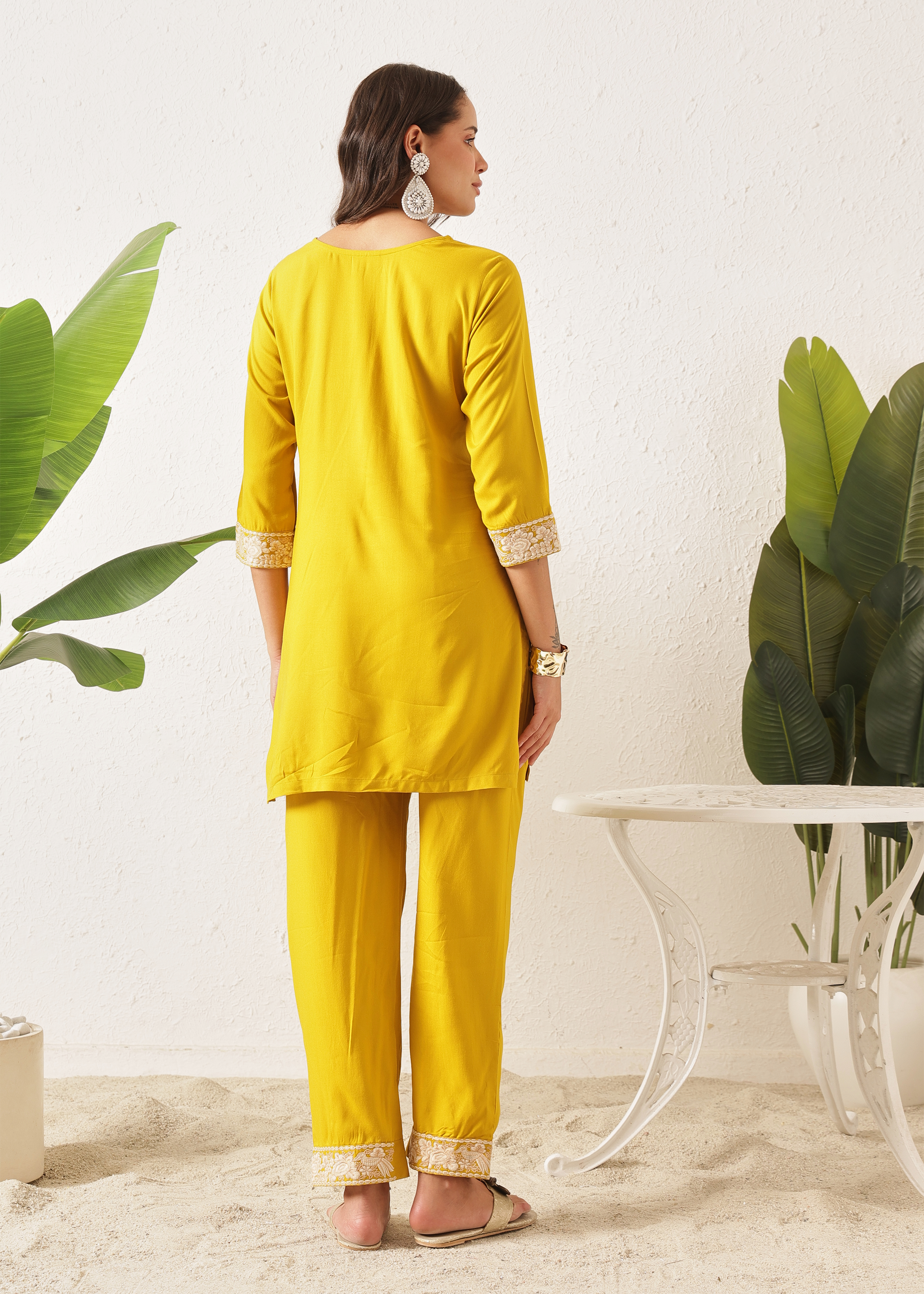 LILY - DUSTY YELLOW